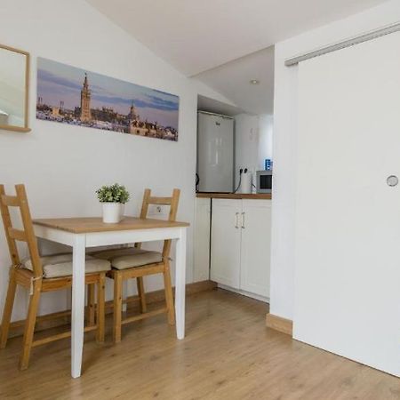 Enjoy The Alfalfa Apartment Sevilla Bagian luar foto